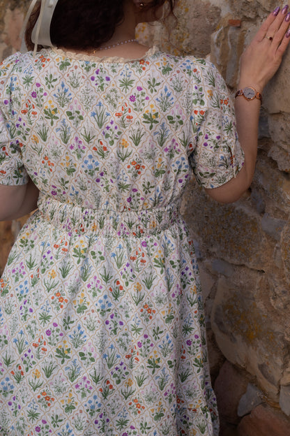 Heirloom Conservatory ~ Keepsake Midi