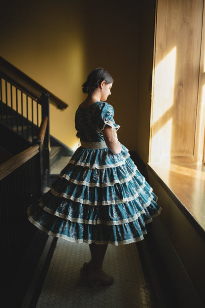 Everwold ~ Castlekeep Gown