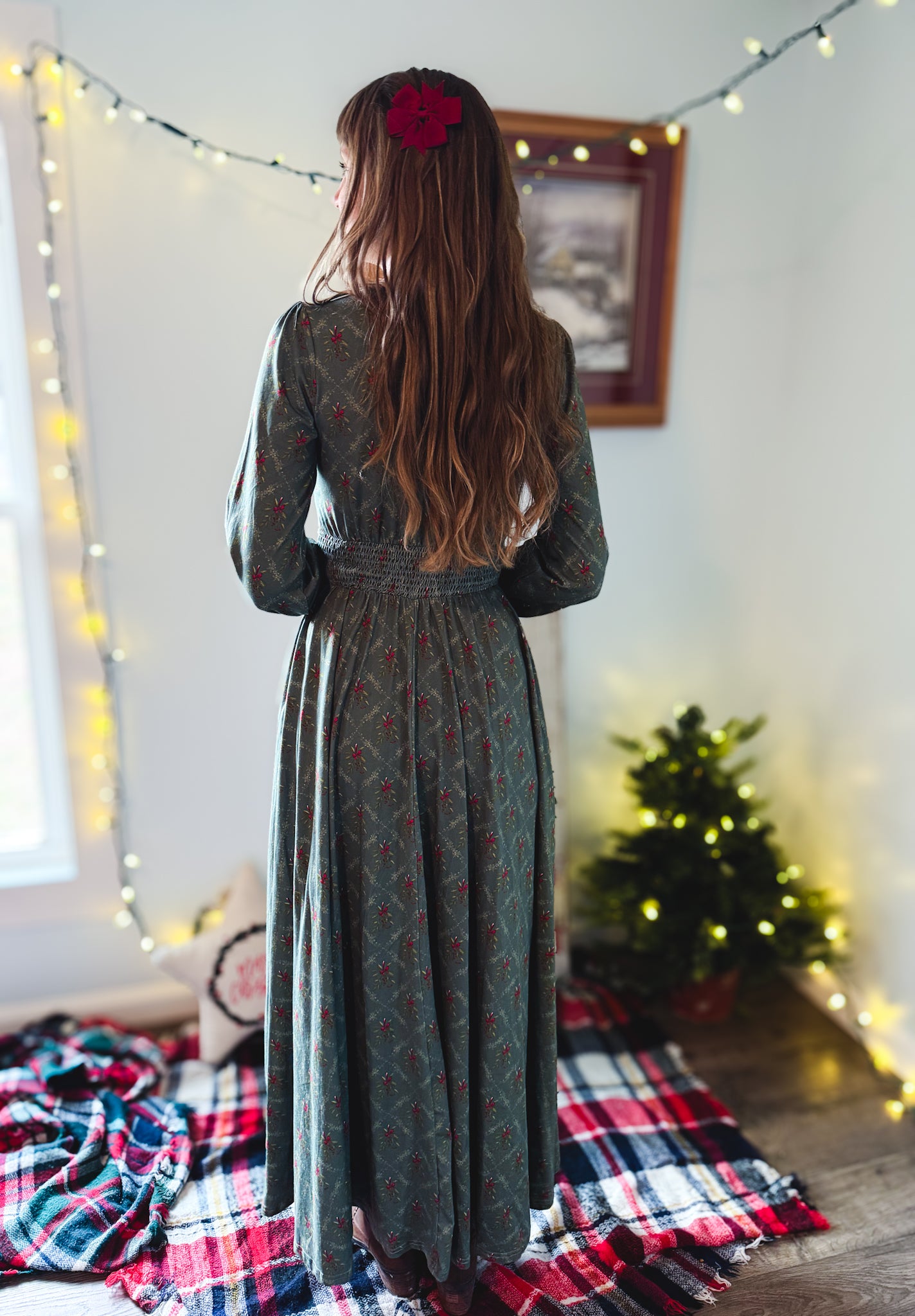 Mistletoe Moments ~ Laureate Dress