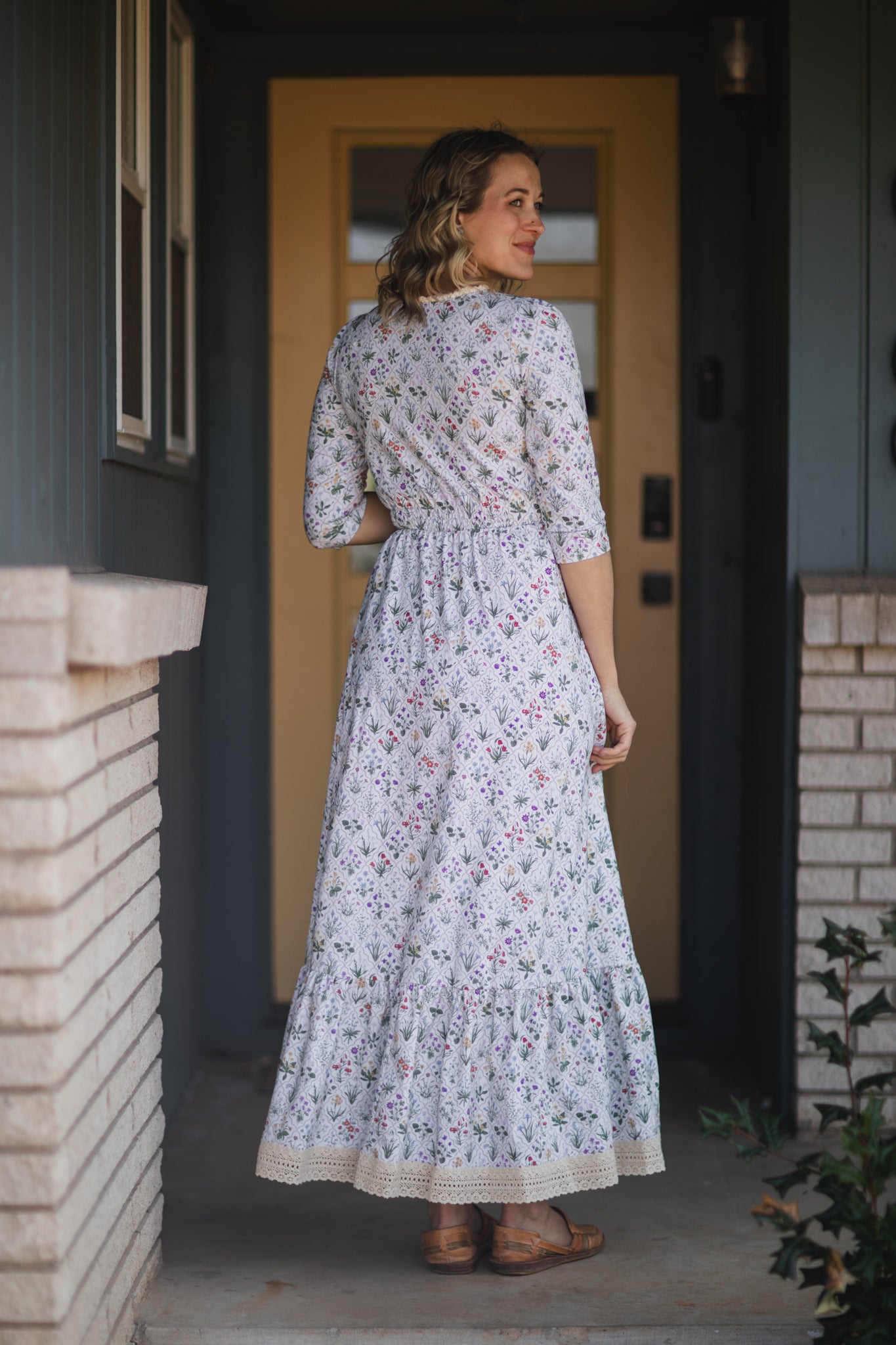 Heirloom Conservatory ~ Anwen Dress