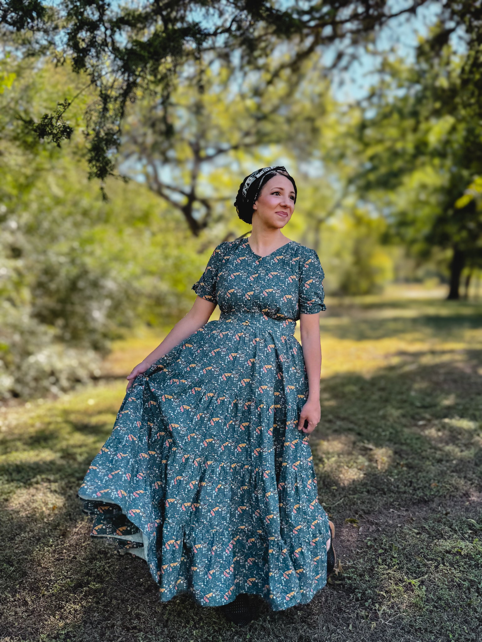 green emerald velvet dress Keepsake main image 1