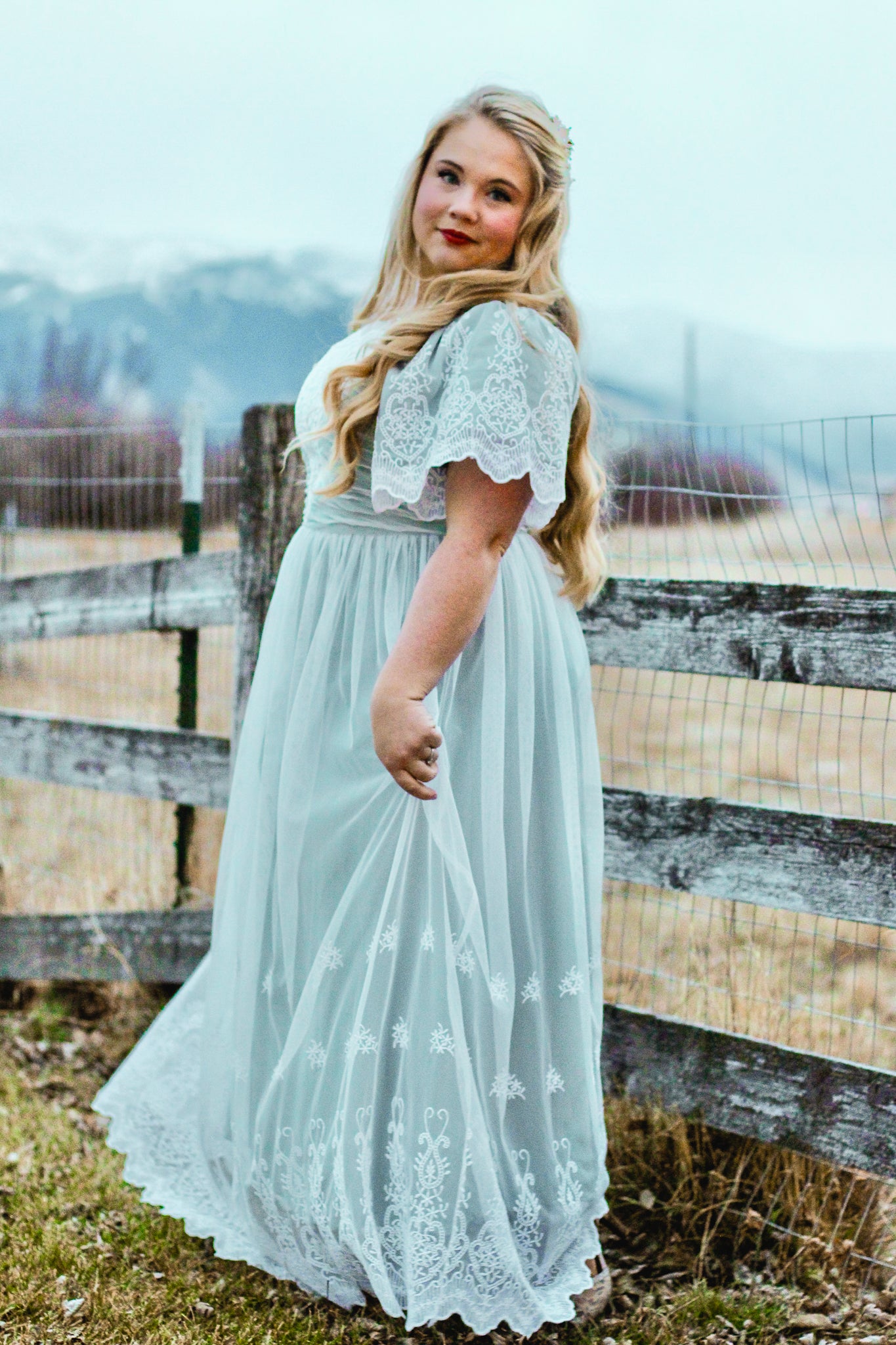 Esmerée ~ Lorehaven Gown