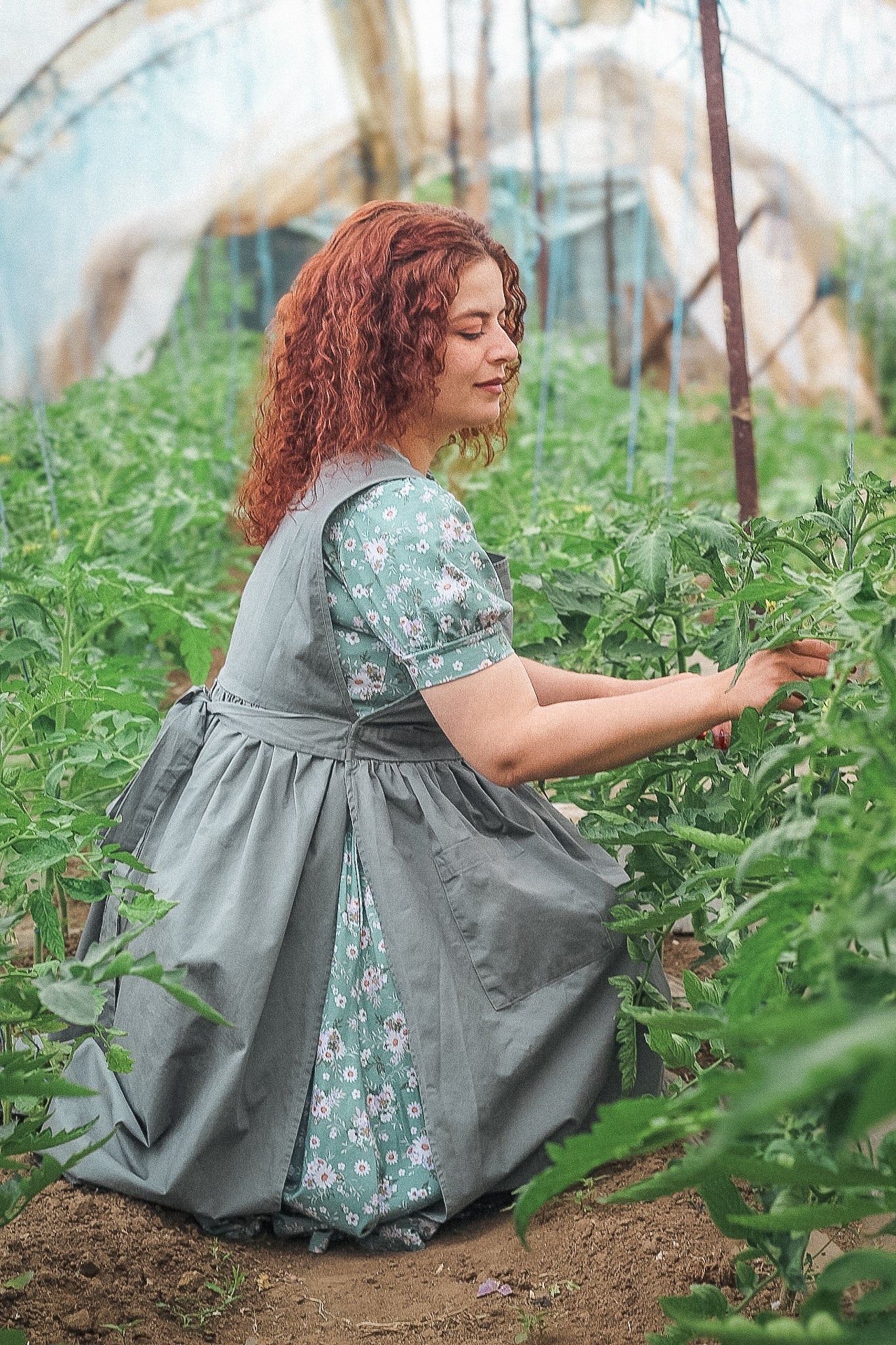 Olivewood ~ Pinafore Apron