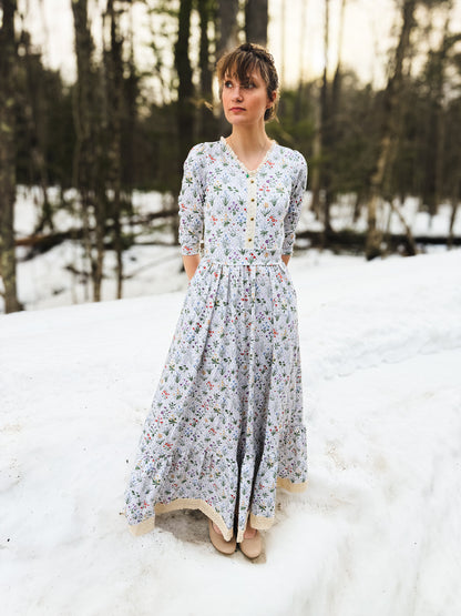 Heirloom Conservatory ~ Anwen Dress