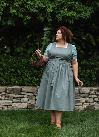 Olivewood ~ Pinafore Apron