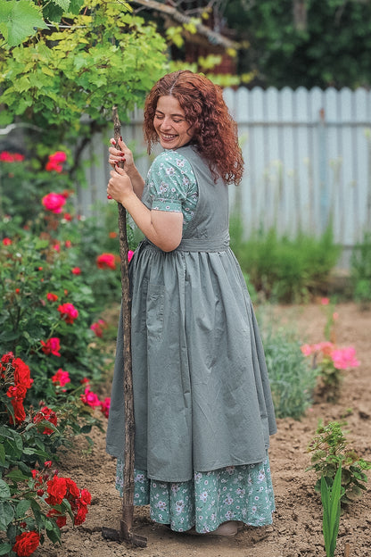 Olivewood ~ Pinafore Apron