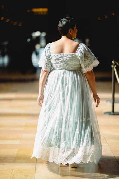 Esmerée ~ Lorehaven Gown
