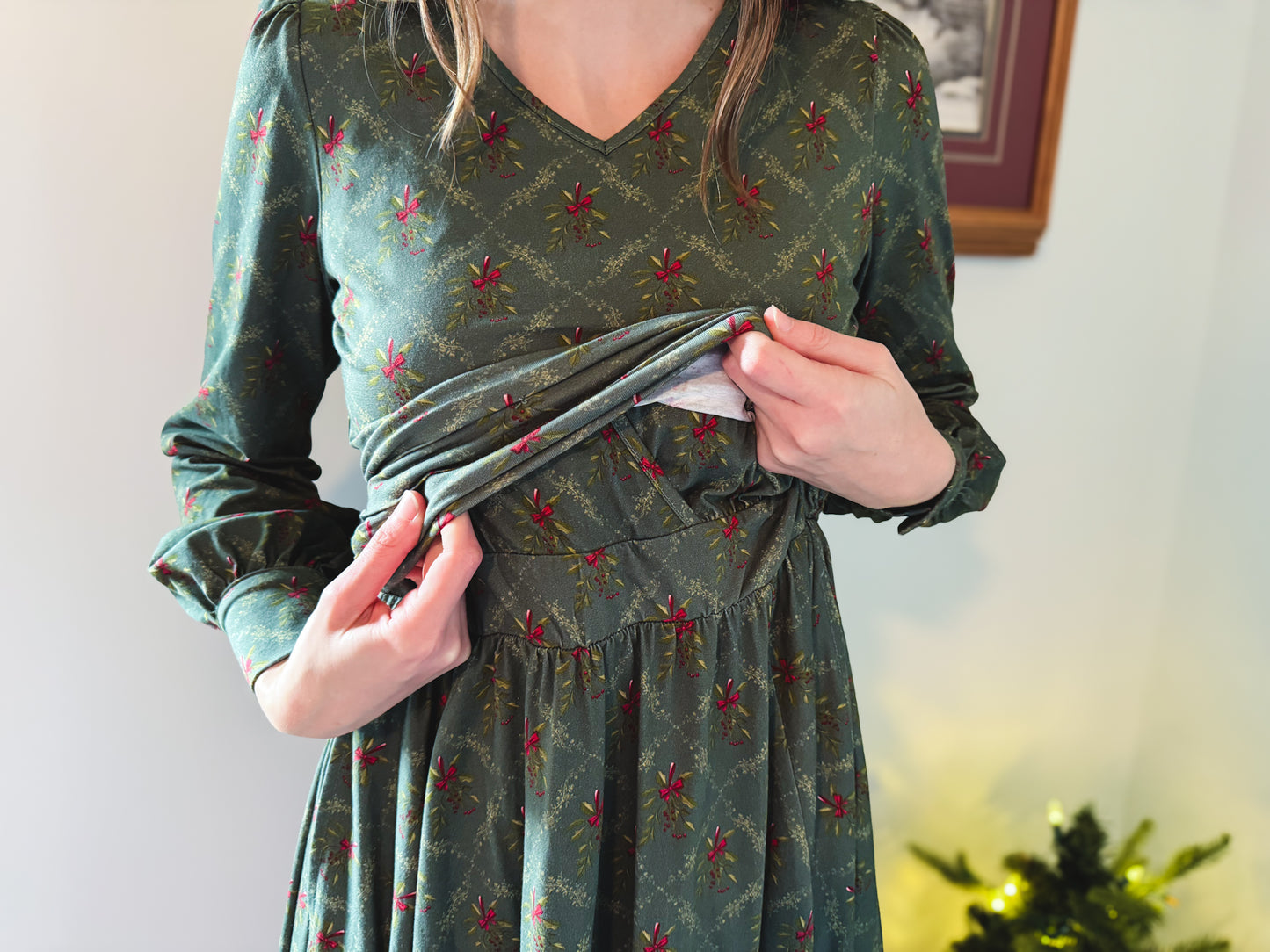 Mistletoe Moments ~ Laureate Dress