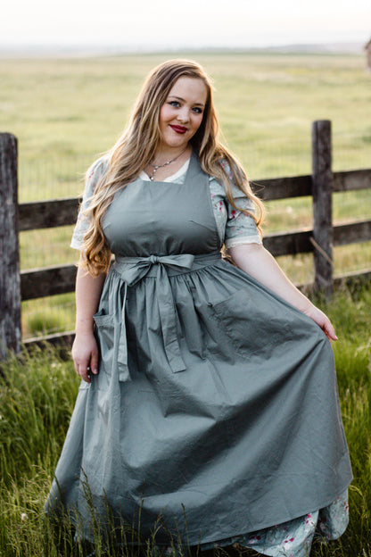 Olivewood ~ Pinafore Apron