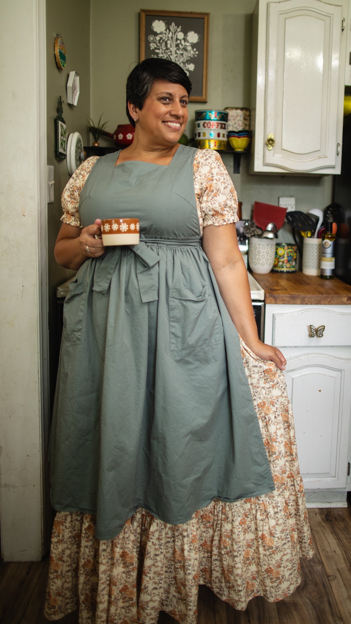 Olivewood ~ Pinafore Apron
