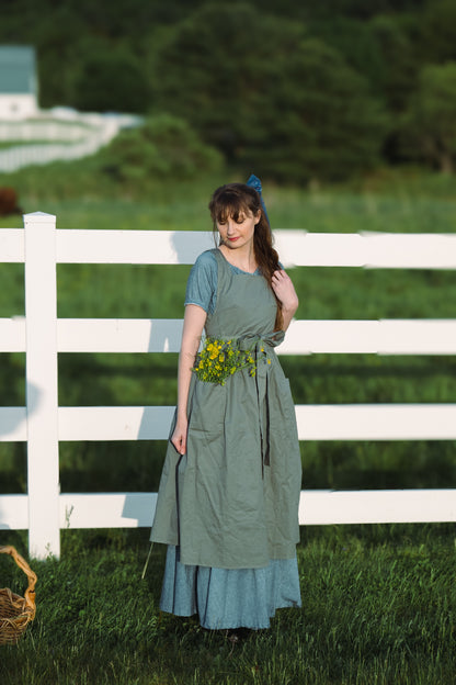 Olivewood ~ Pinafore Apron