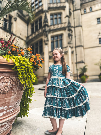 Everwold ~ Mini Castlekeep Gown