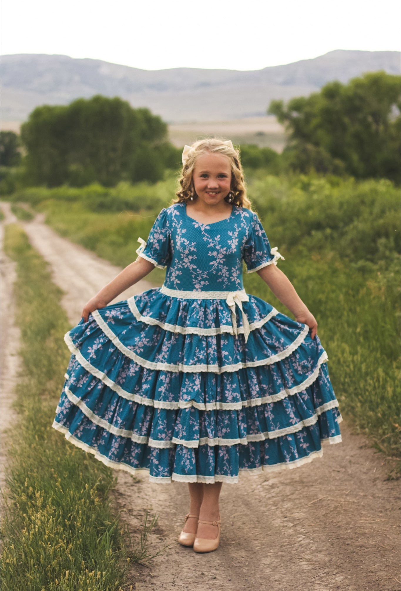 Everwold ~ Mini Castlekeep Gown