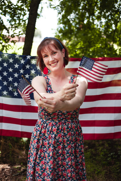 Independence Blossom ~ Homesteader Dress