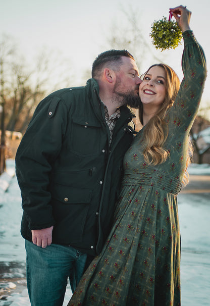 Mistletoe Moments ~ Laureate Dress