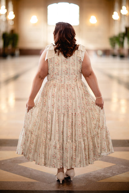 Bloomveil ~ Amorette Gown
