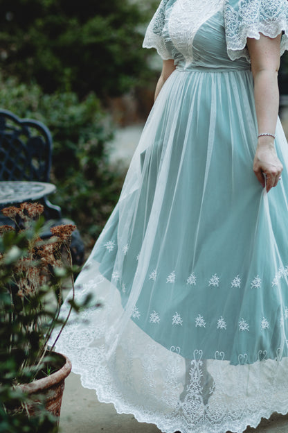 Esmerée ~ Lorehaven Gown