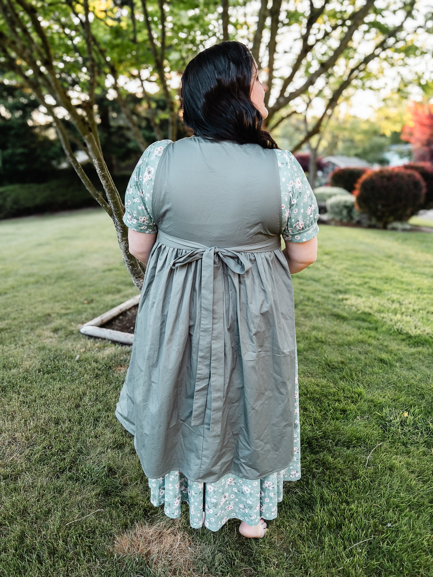 Olivewood ~ Pinafore Apron