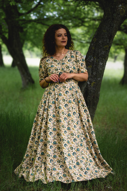 Havilah ~ Meadowcourt Dress