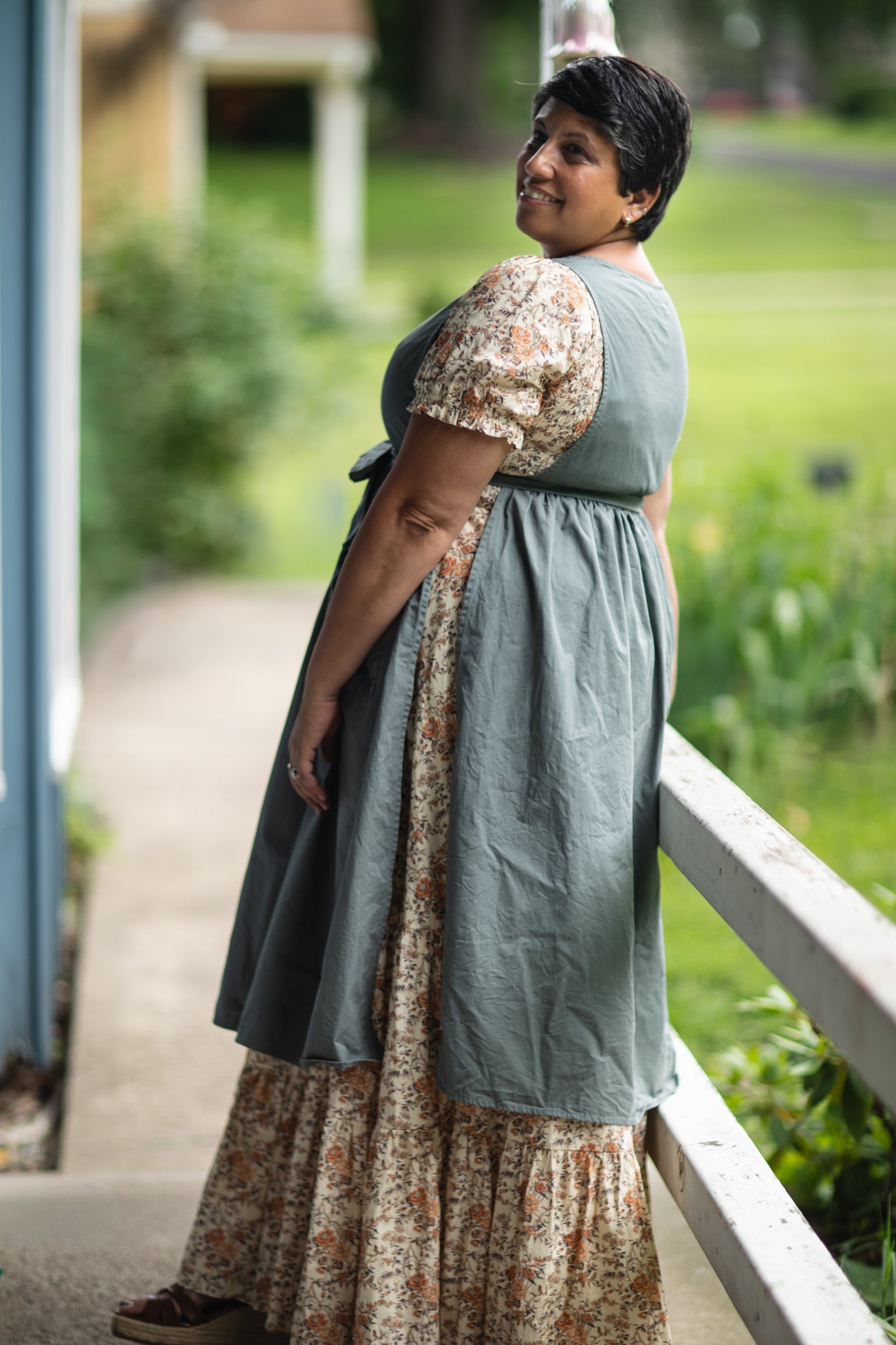 Olivewood ~ Pinafore Apron