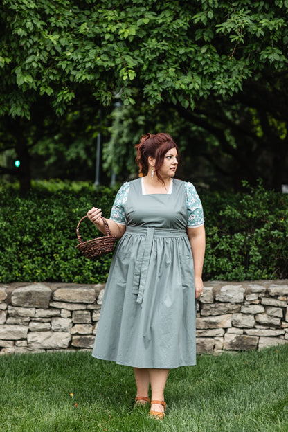 Olivewood ~ Pinafore Apron