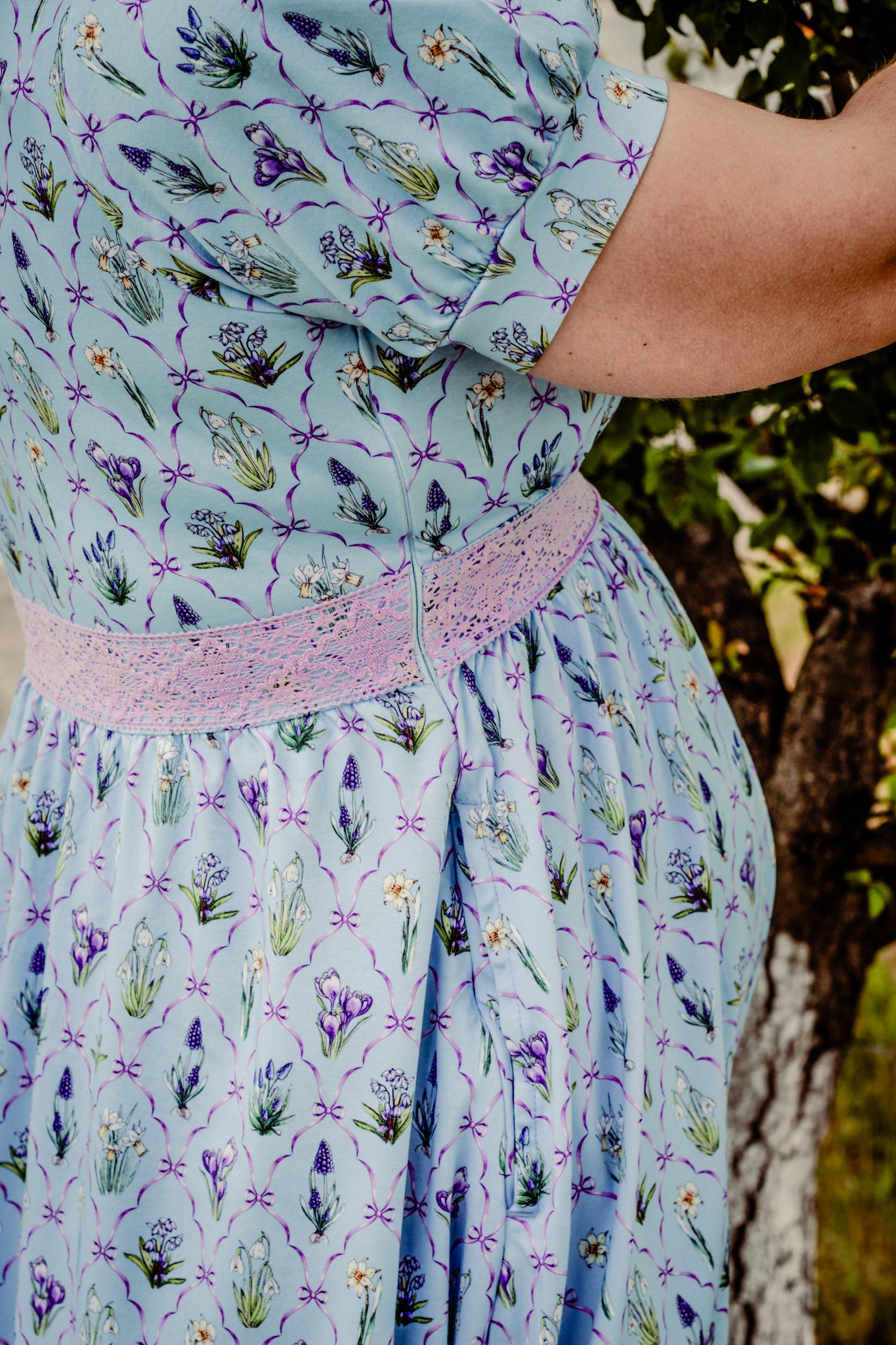 Snowdrops & Daffodils ~ Keepsake Midi