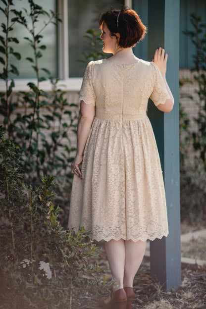 Alabaster ~ Everine Dress