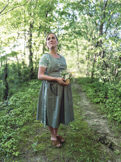 Olivewood ~ Pinafore Apron