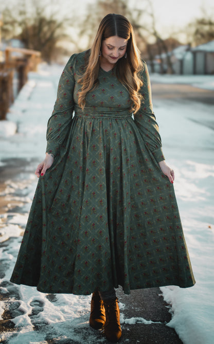 Mistletoe Moments ~ Laureate Dress