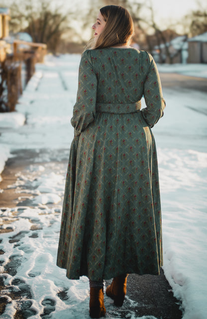 Mistletoe Moments ~ Laureate Dress