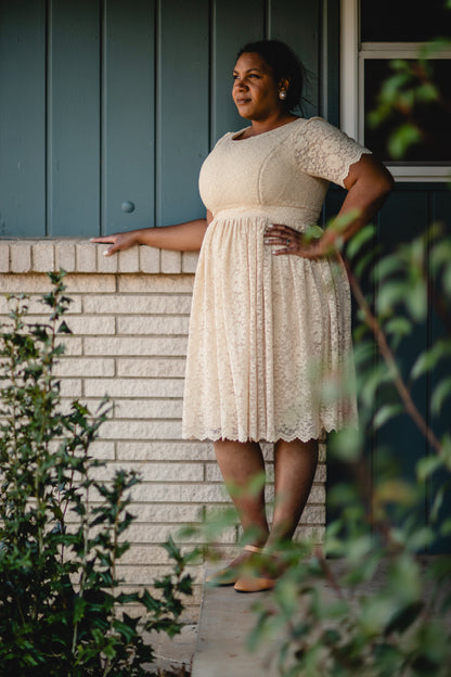Alabaster ~ Everine Dress
