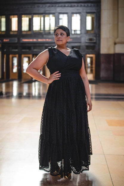 Ebéne ~ Amorette Gown