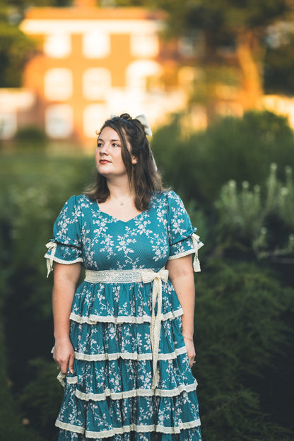 Everwold ~ Castlekeep Gown