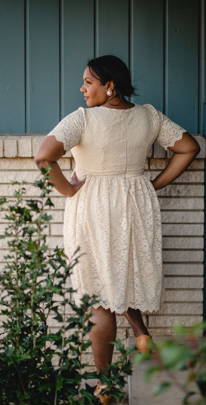 Alabaster ~ Everine Dress