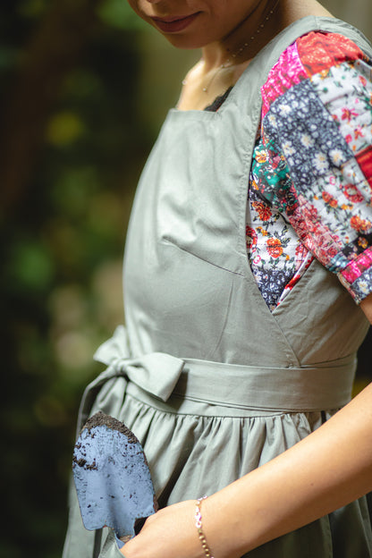 Olivewood ~ Pinafore Apron