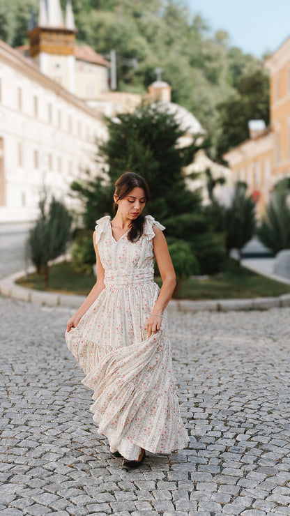 Bloomveil ~ Amorette Gown