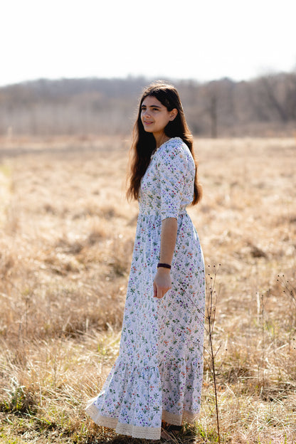 Heirloom Conservatory ~ Anwen Dress