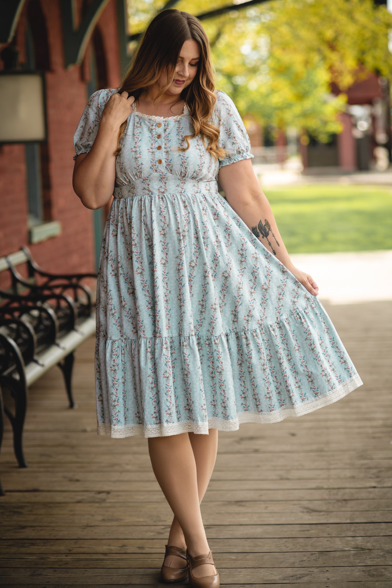 cute dresses midi Arborwyn ~ Keepsake Blue/White Floral Puff Sleeve Type:Newin and available in vibrant Size:XL (10-16AU)