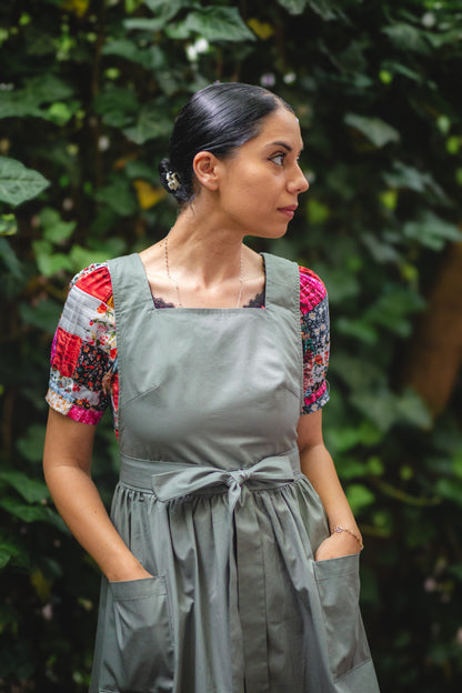 Olivewood ~ Pinafore Apron