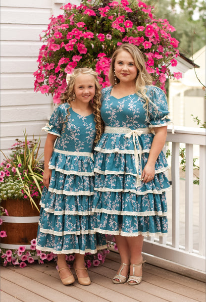 Everwold ~ Castlekeep Gown