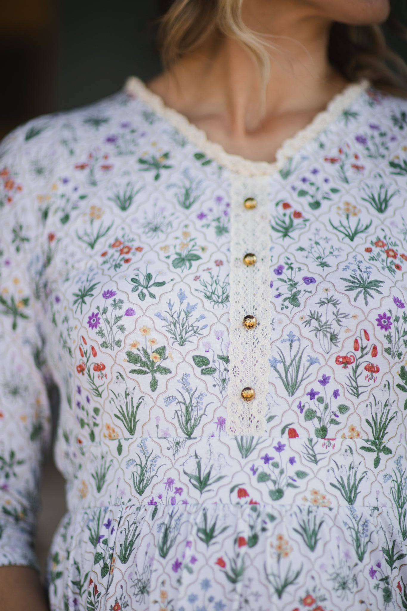 Heirloom Conservatory ~ Anwen Dress