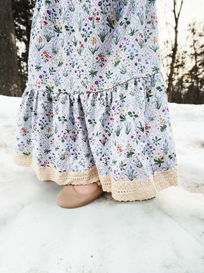 Heirloom Conservatory ~ Anwen Dress
