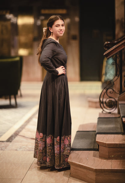 Noirette ~ Meadowcourt Dress