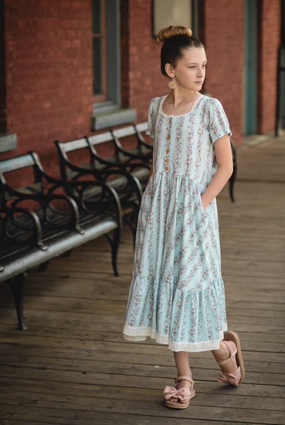 Arborwyn ~ Mini Keepsake Midi