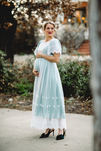 Esmerée ~ Lorehaven Gown