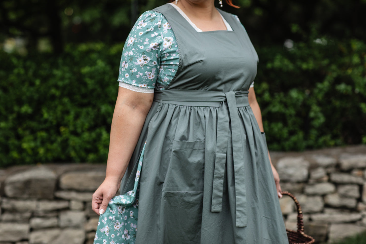 Olivewood ~ Pinafore Apron
