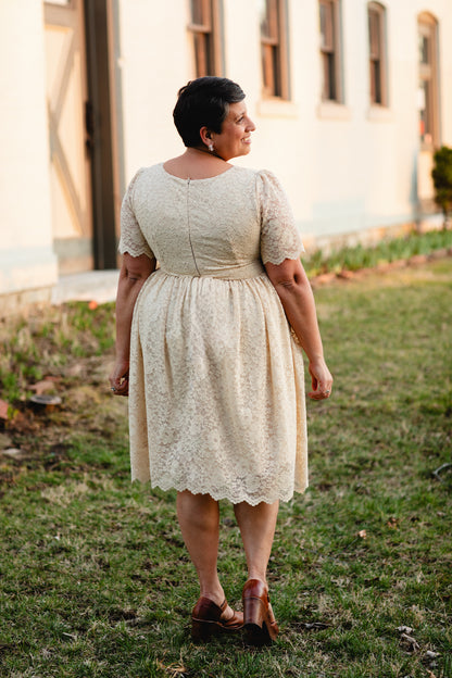 Alabaster ~ Everine Dress