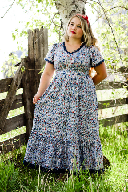 Union Stitch ~ Storybook Dress