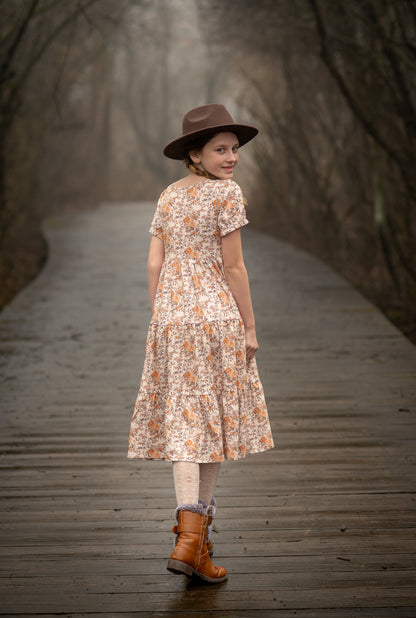Honeythorne ~ Mini
Sweetheart Dress
