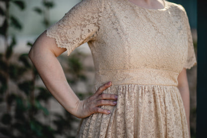 Alabaster ~ Everine Dress